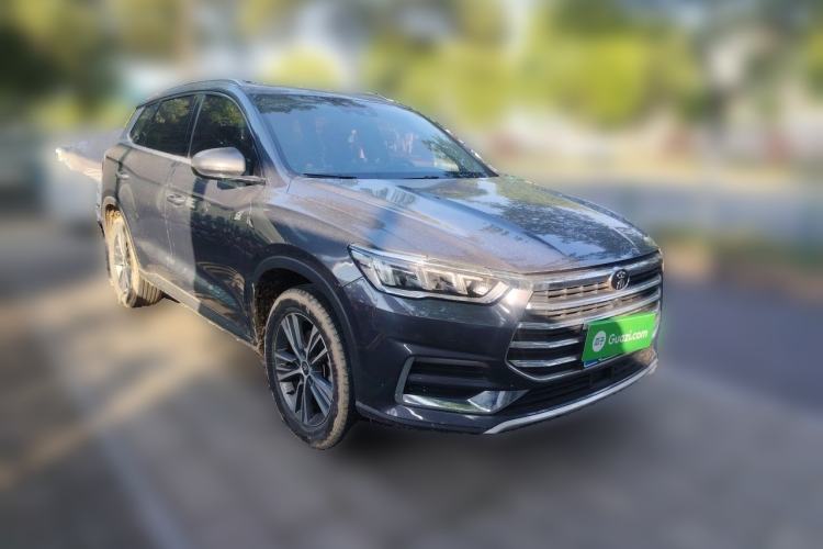 Used BYD Song Pro 2019 1.5T Automatic Luxury Model Front Right 45 Deg