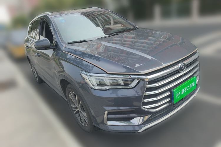 Used BYD Song Pro 2019 1.5T Automatic Luxury Model Front Right 45 Deg