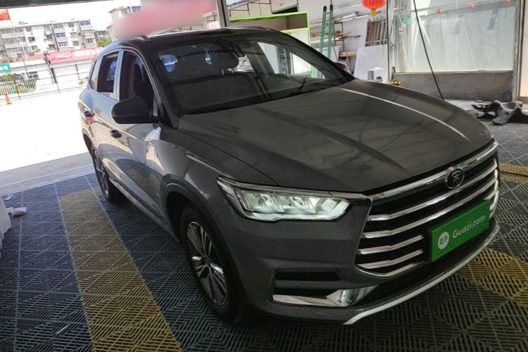 Used BYD Song Pro 2019 1.5T Automatic Luxury Model Front Right 45 Deg