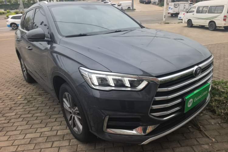 Used BYD Song Pro 2019 1.5T Automatic Elite Edition Front Right 45 Deg