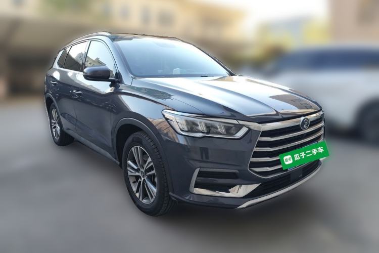 Used BYD Song Pro 2019 1.5T Automatic Luxury Model Front Right 45 Deg