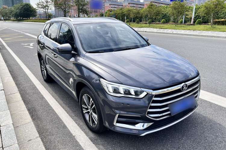 Used BYD Song Pro 2019 1.5T Automatic Elite Edition Front Right 45 Deg