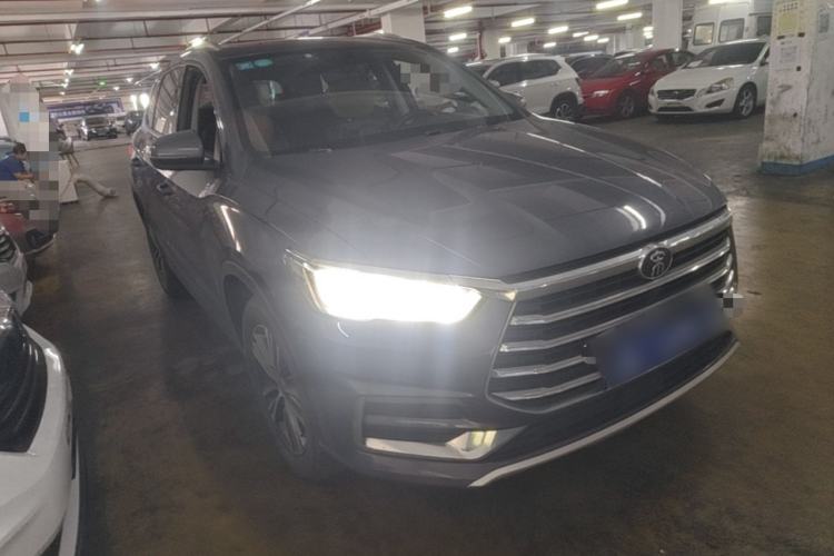 Used BYD Song Pro 2019 1.5T Automatic Elite Edition Front Right 45 Deg