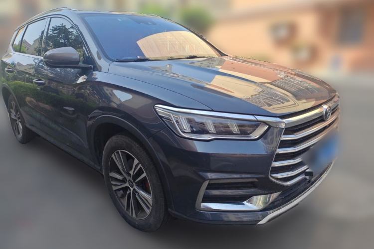 Used BYD Song Pro 2019 1.5T Automatic Luxury Model Front Right 45 Deg