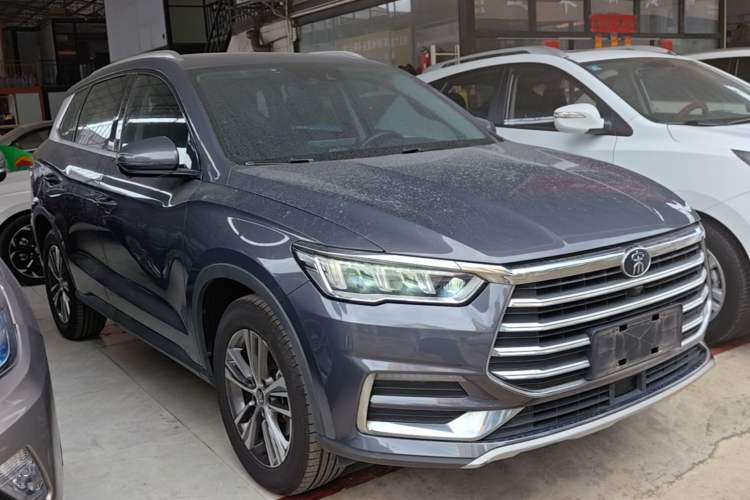 Used BYD Song Pro 2019 1.5T Automatic Luxury Model Front Right 45 Deg