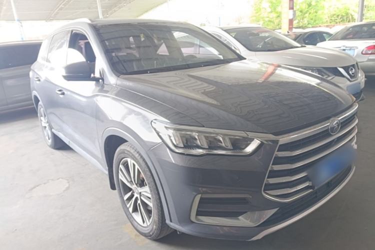 Used BYD Song Pro 2019 1.5T Automatic Luxury Model Front Right 45 Deg
