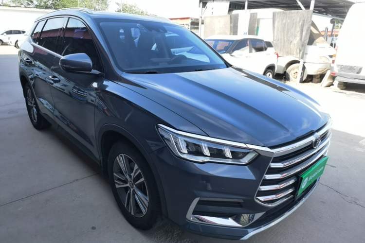 Used BYD Song Pro 2019 1.5T Automatic Luxury Model Front Right 45 Deg