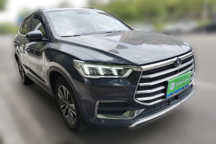 Used BYD Song Pro 2019 1.5T Automatic Luxury Model Front Right 45 Deg