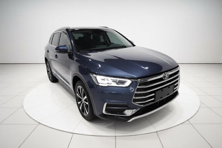 Used BYD Song Pro 2019 1.5T Automatic Luxury Model Front Right 45 Deg