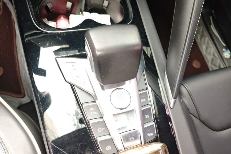 Used BYD Song Pro 2019 1.5T Automatic Elite Edition Gear Lever
