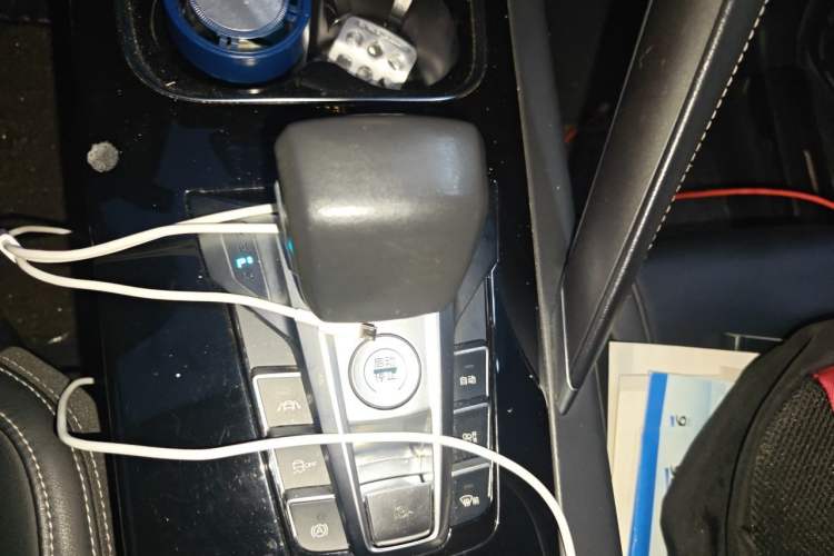 Used BYD Song Pro 2019 1.5T Automatic Luxury Model Gear Lever