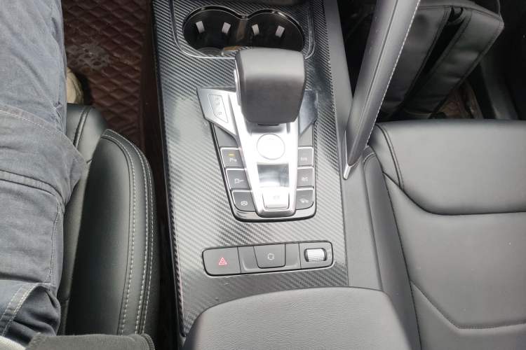 Used BYD Song Pro 2019 1.5T Automatic Elite Edition Gear Lever