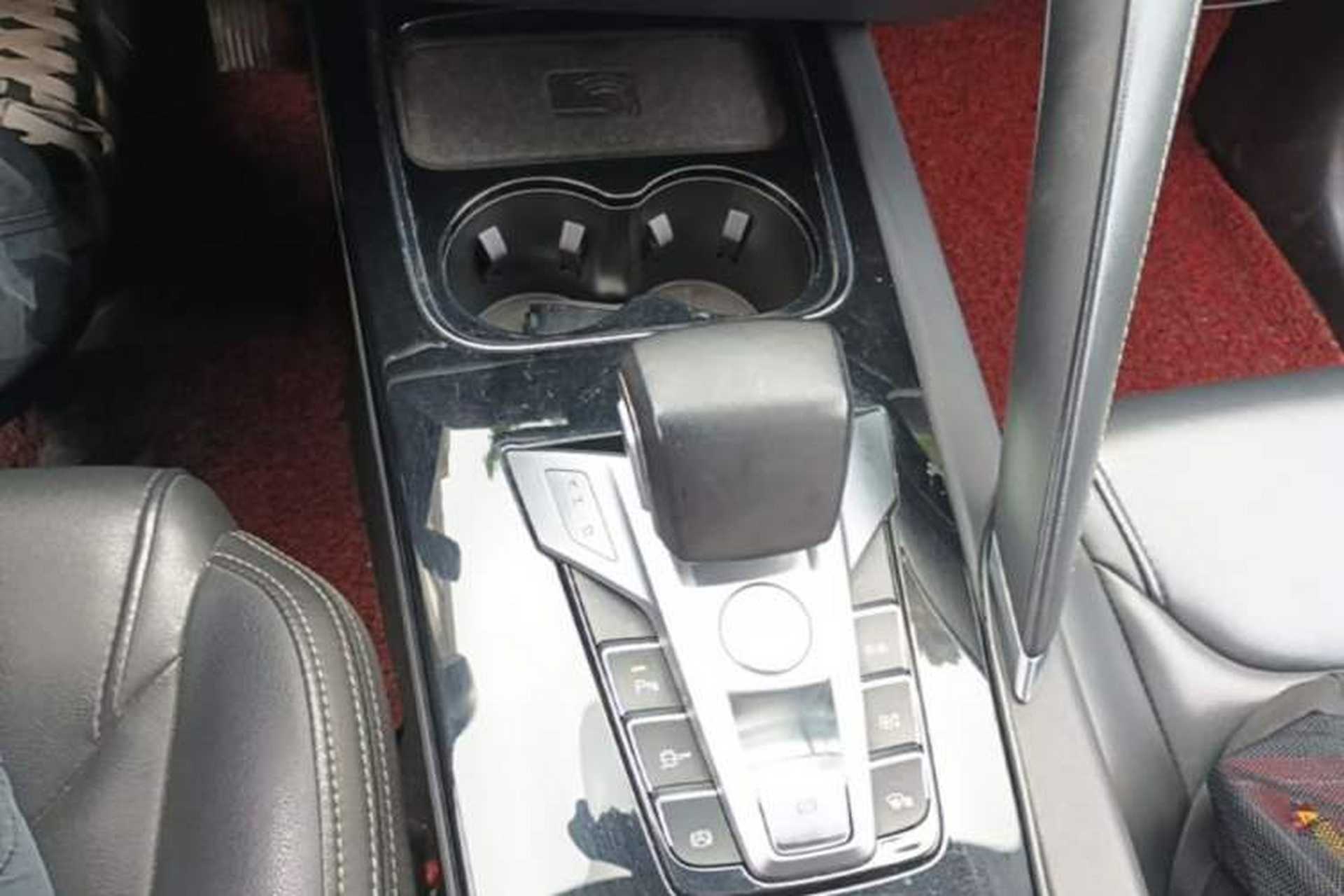 Used BYD Song Pro 2019 1.5T Automatic Elite Edition Gear Lever