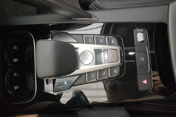 Used BYD Song Pro 2019 1.5T Automatic Prestige Model Gear Lever