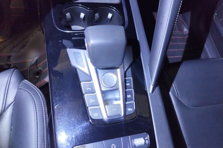 Used BYD Song Pro 2019 1.5T Automatic Elite Edition Gear Lever