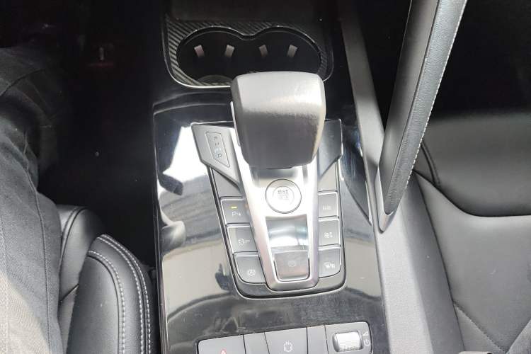 Used BYD Song Pro 2019 1.5T Automatic Elite Edition Gear Lever