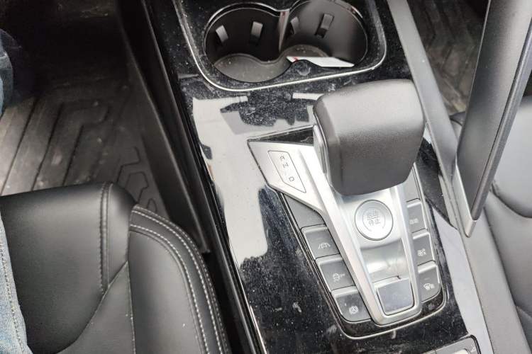 Used BYD Song Pro 2019 1.5T Automatic Luxury Model Gear Lever