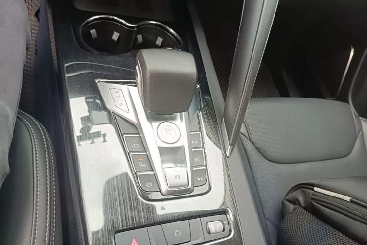 Used BYD Song Pro 2019 1.5T Automatic Prestige Model Gear Lever