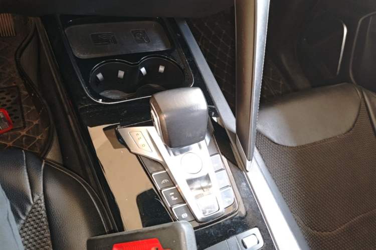 Used BYD Song Pro 2019 1.5T Automatic Prestige Model Gear Lever