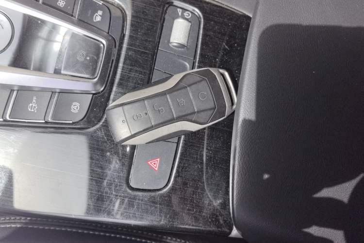Used BYD Song Pro 2019 1.5T Automatic Luxury Model Interior 1