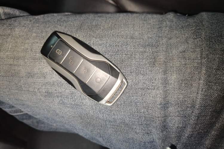 Used BYD Song Pro 2019 1.5T Automatic Luxury Model Interior 1