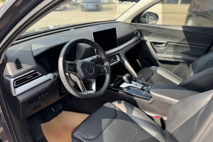 Used BYD Song Pro 2019 1.5T Automatic Elite Edition Interior 1