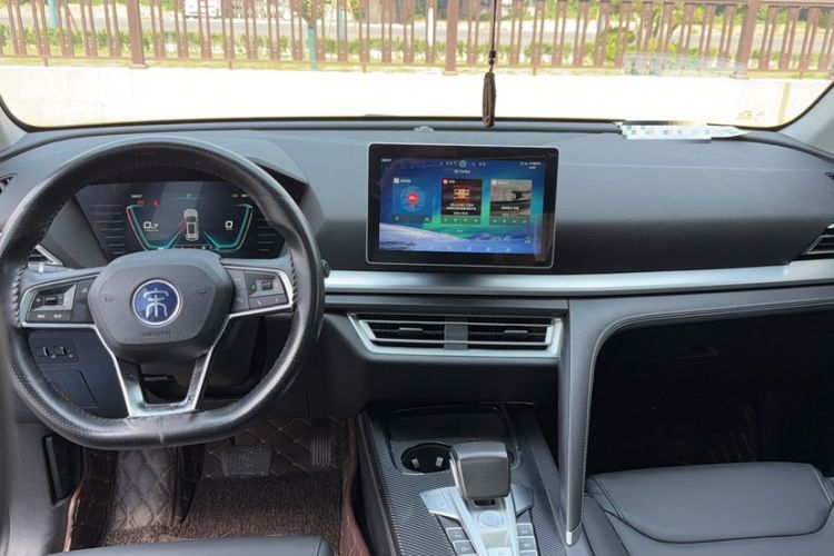 Used BYD Song Pro 2019 1.5T Automatic Elite Edition Interior 1