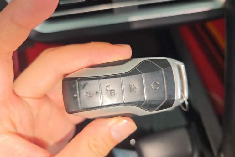 Used BYD Song Pro 2019 1.5T Automatic Luxury Model Interior 1