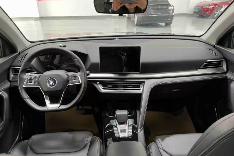 Used BYD Song Pro 2019 1.5T Automatic Elite Edition Interior 2