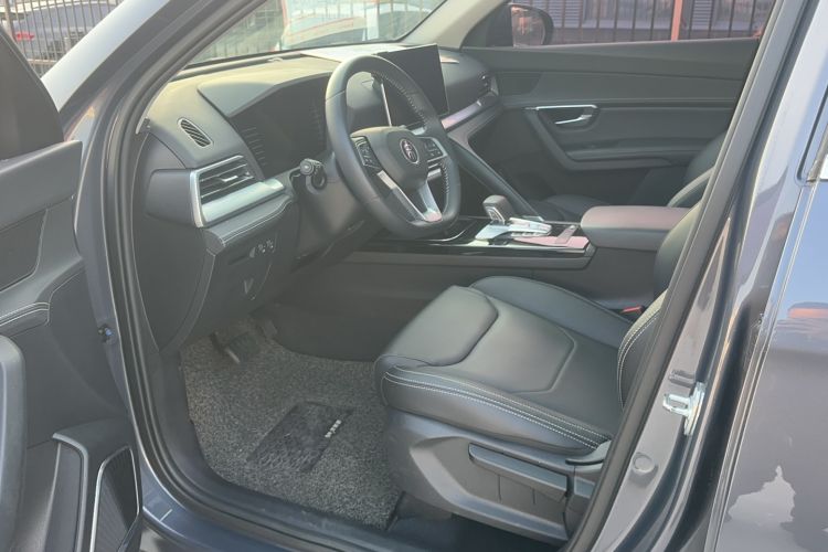 Used BYD Song Pro 2019 1.5T Automatic Elite Edition Interior 2
