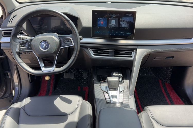 Used BYD Song Pro 2019 1.5T Automatic Luxury Model Interior 2