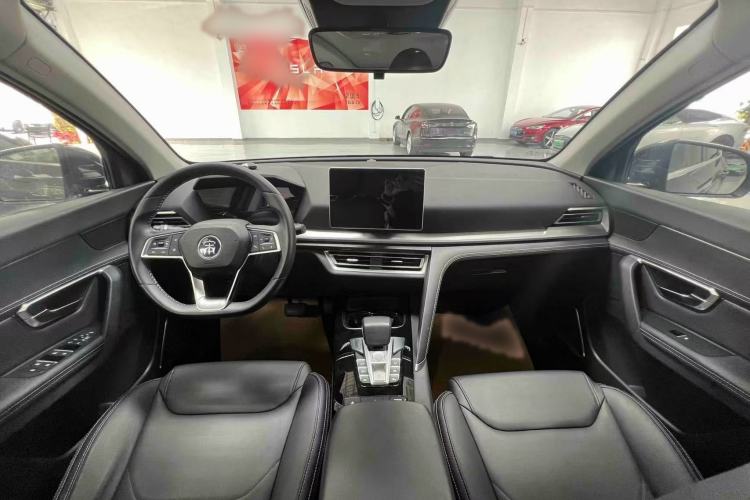 Used BYD Song Pro 2019 1.5T Automatic Elite Edition Interior 3