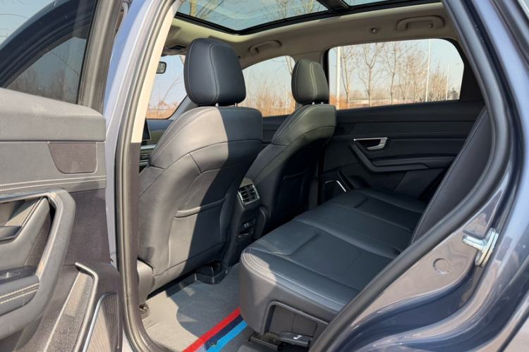 Used BYD Song Pro 2019 1.5T Automatic Elite Edition Interior 4