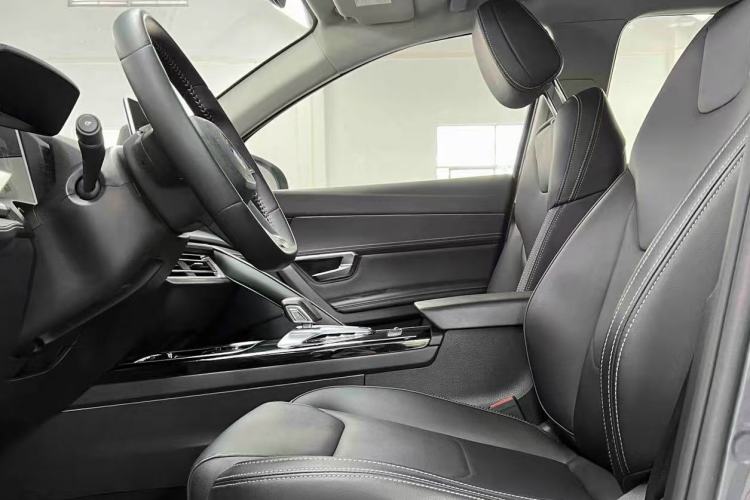 Used BYD Song Pro 2019 1.5T Automatic Elite Edition Interior 5