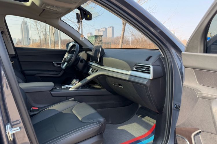 Used BYD Song Pro 2019 1.5T Automatic Elite Edition Interior 6