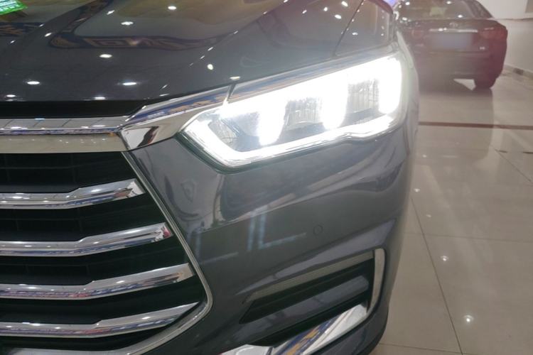Used BYD Song Pro 2019 1.5T Automatic Luxury Model Left Front Headlight