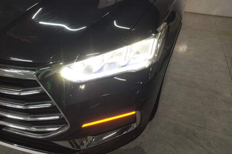 Used BYD Song Pro 2019 1.5T Automatic Luxury Model Left Front Headlight