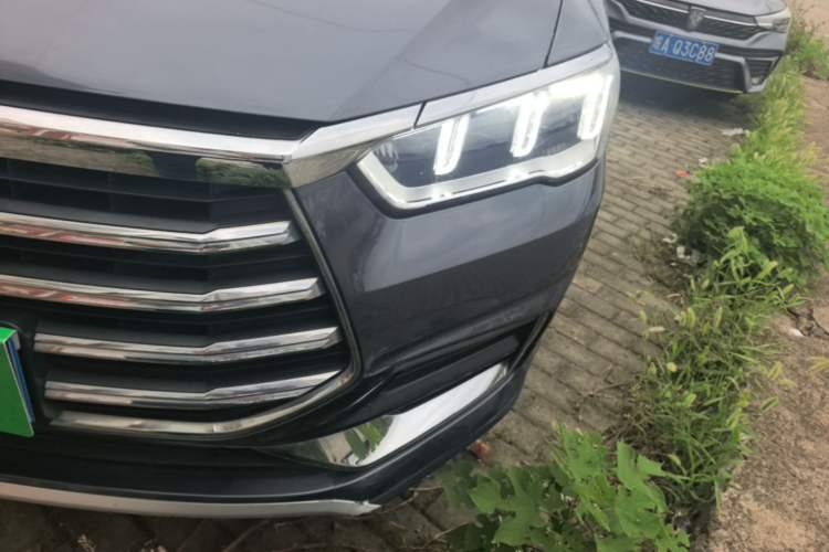 Used BYD Song Pro 2019 1.5T Automatic Elite Edition Left Front Headlight