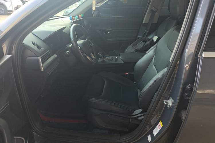 Used BYD Song Pro 2019 1.5T Automatic Luxury Model Left Front Seat