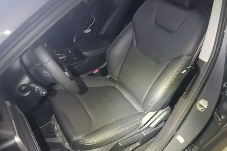 Used BYD Song Pro 2019 1.5T Automatic Elite Edition Left Front Seat