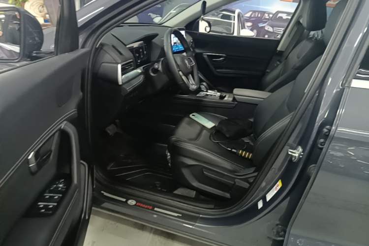 Used BYD Song Pro 2019 1.5T Automatic Luxury Model Left Front Seat