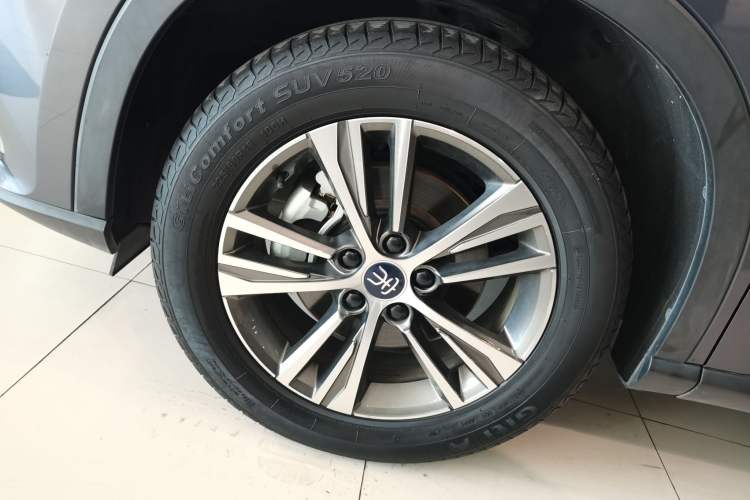 Used BYD Song Pro 2019 1.5T Automatic Elite Edition Left Front Wheel Hub