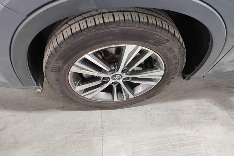 Used BYD Song Pro 2019 1.5T Automatic Luxury Model Left Front Wheel Hub