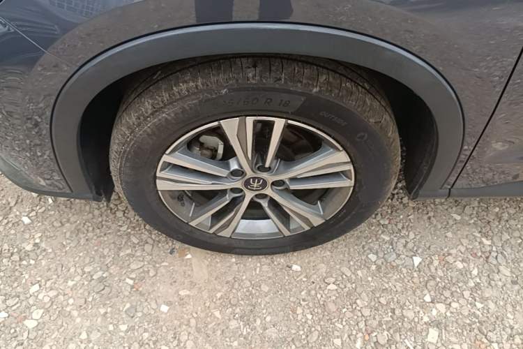 Used BYD Song Pro 2019 1.5T Automatic Prestige Model Left Front Wheel Hub