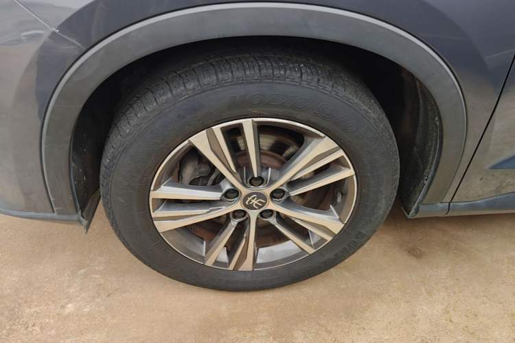 Used BYD Song Pro 2019 1.5T Automatic Elite Edition Left Front Wheel Hub