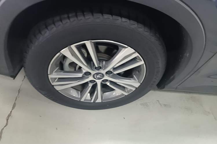 Used BYD Song Pro 2019 1.5T Automatic Luxury Model Left Front Wheel Hub