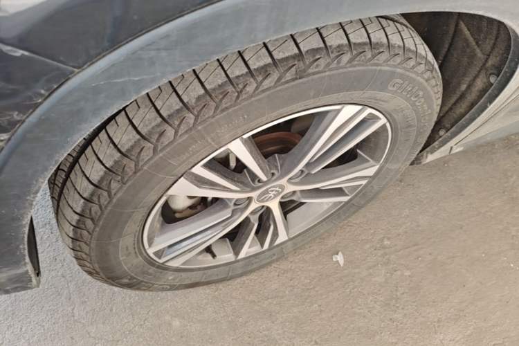 Used BYD Song Pro 2019 1.5T Automatic Prestige Model Left Front Wheel Hub