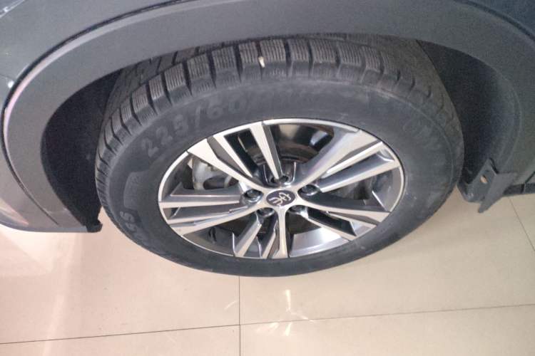 Used BYD Song Pro 2019 1.5T Automatic Elite Edition Left Front Wheel Hub