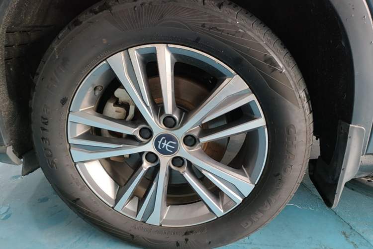 Used BYD Song Pro 2019 1.5T Automatic Elite Edition Left Front Wheel Hub