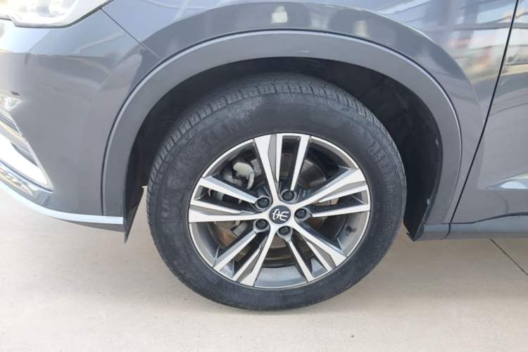 Used BYD Song Pro 2019 1.5T Automatic Luxury Model Left Front Wheel Hub
